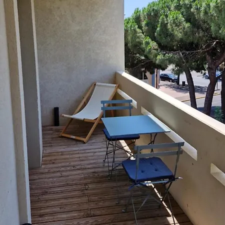 Appartement With Wifi & Balcony On The Seafront *